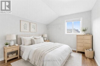 2 Windsor St in Hamilton, ON - Building Photo - Building Photo