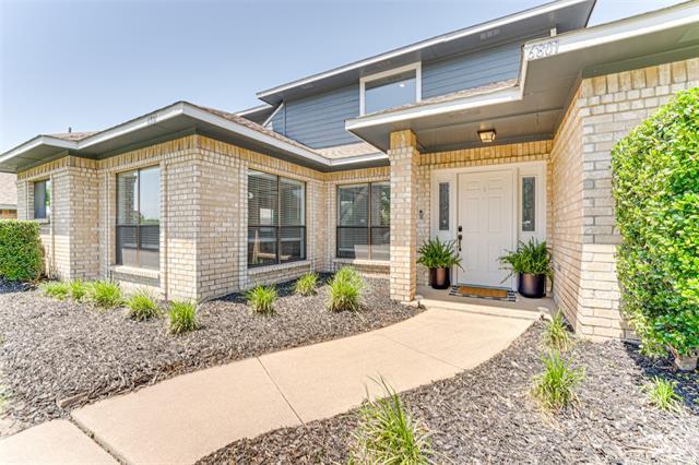 6801 Alissa Dr in Rowlett, TX - Building Photo