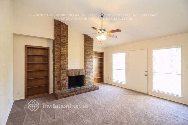 421 Kingsbridge Dr in Garland, TX - Foto de edificio - Building Photo