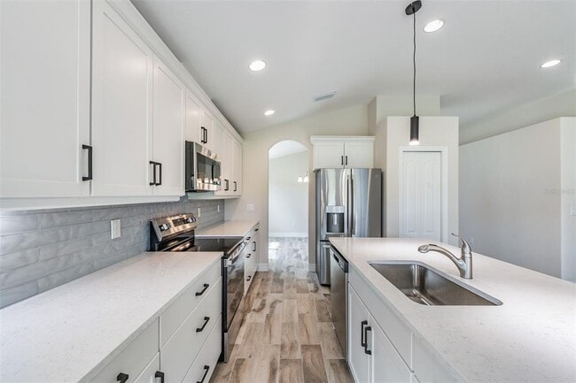 4807 Cypress Clb Pl in Tampa, FL - Building Photo - Building Photo