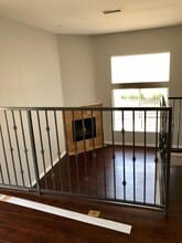 Osborne in Pacoima, CA - Building Photo - Building Photo