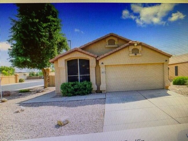 property at 2208 E Arabian Dr