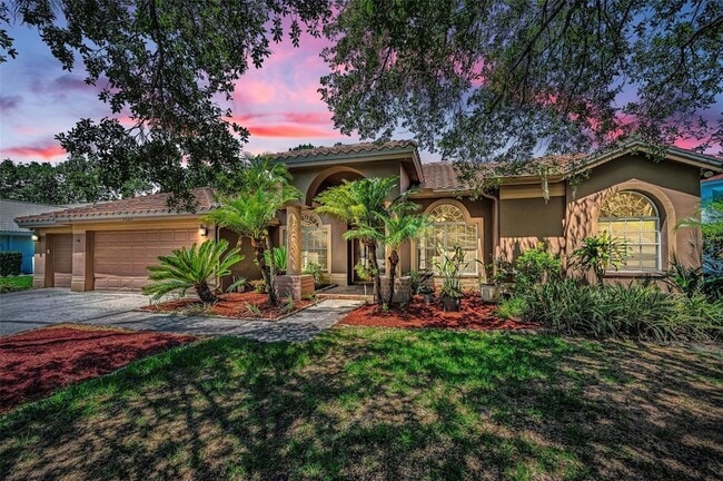 property at 1516 E Lake Woodlands Pkwy