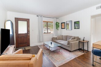 2901 Blair Blvd in Nashville, TN - Foto de edificio - Building Photo