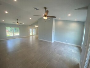 15896 SE 97th Ter in Summerfield, FL - Building Photo - Building Photo