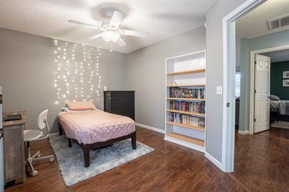 property at 20 Doctors Ct