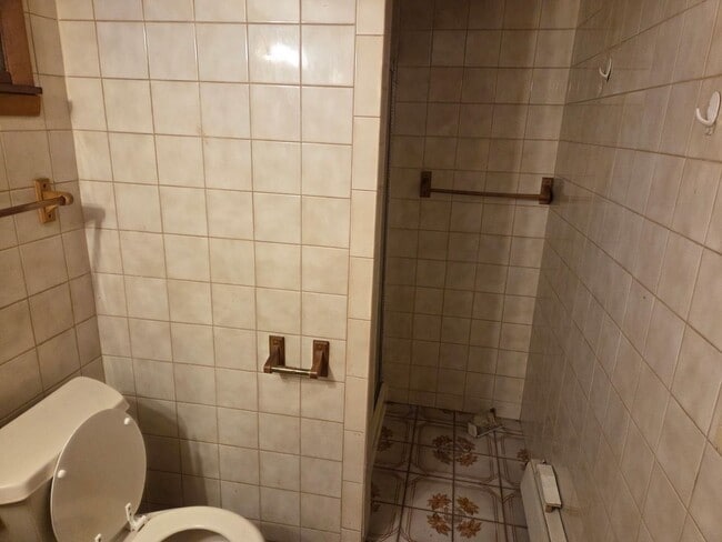 property at 920 Hawley Ave