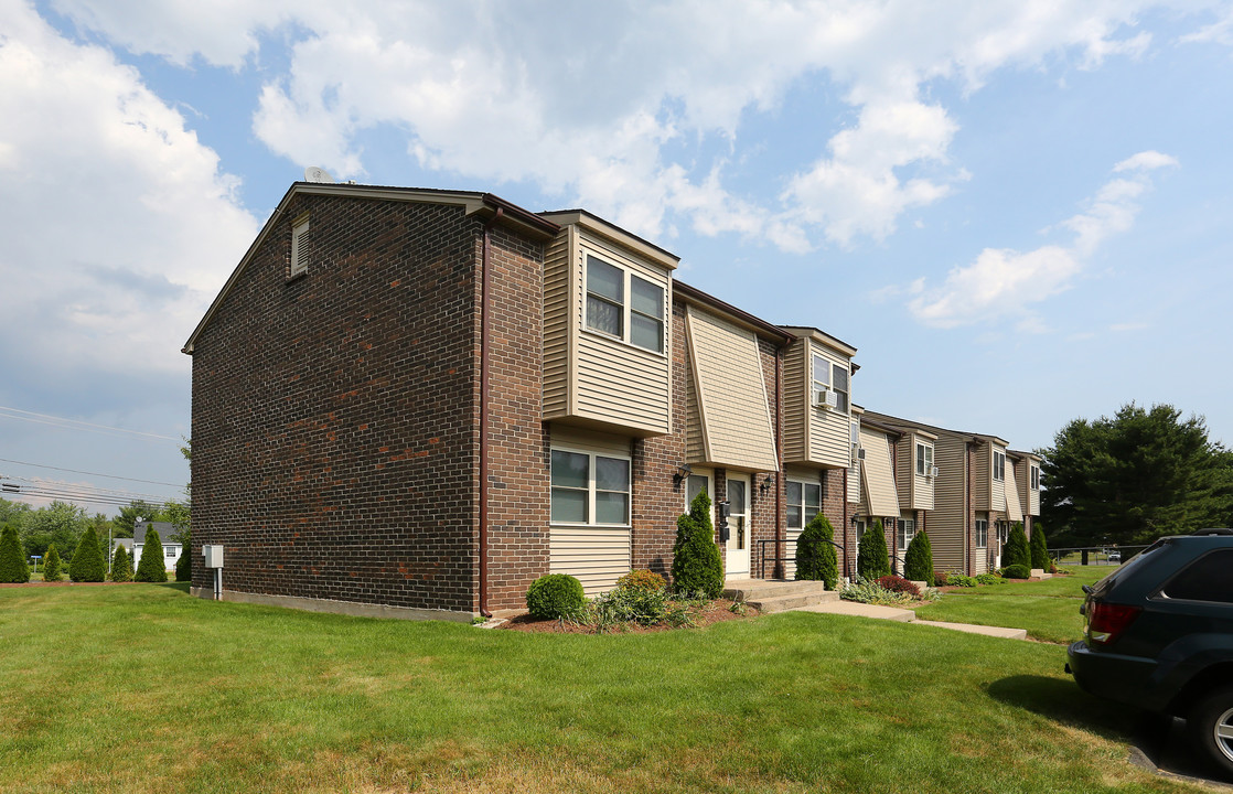 Southfield Apartments in Newington, CT - Building Photo