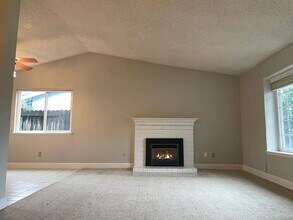 779 Oakmeade Dr in Vacaville, CA - Building Photo - Building Photo