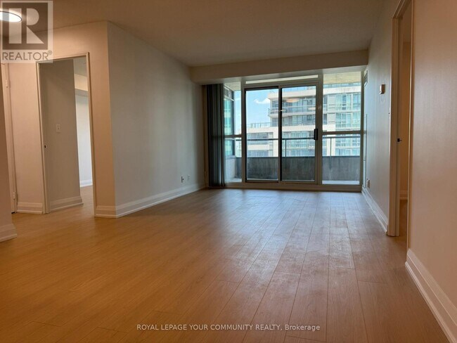 property at 23-2223 Hollywood Ave