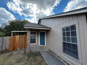 14414 Watermill in San Antonio, TX - Building Photo - Building Photo