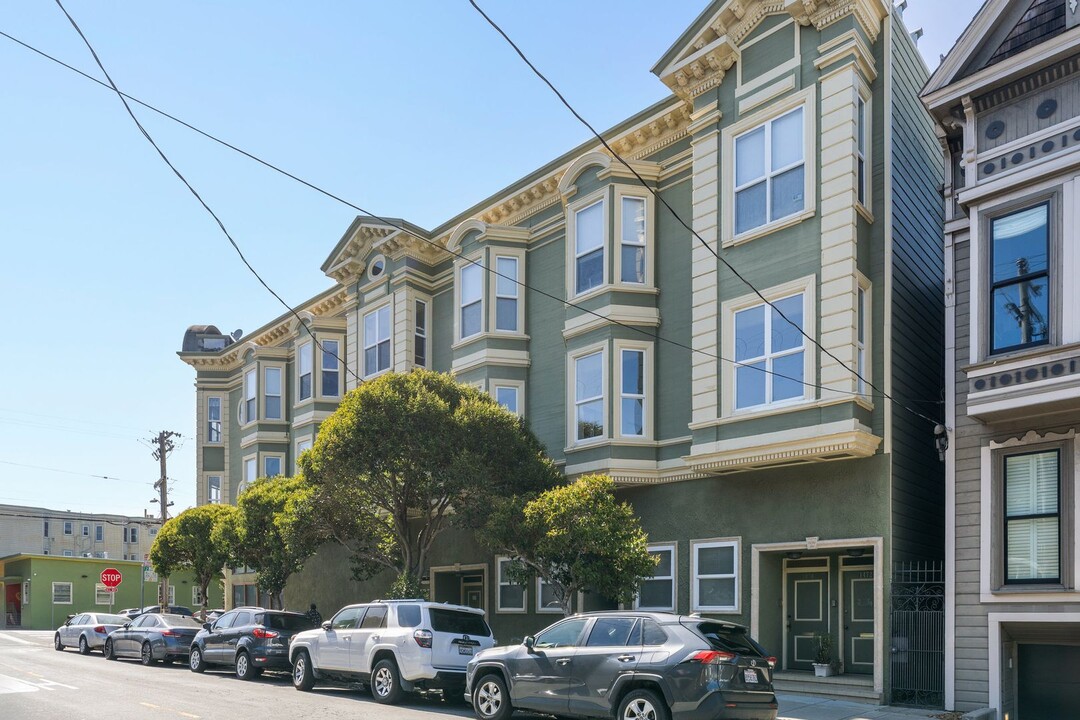 1474 Grove St in San Francisco, CA - Building Photo