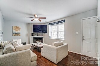 8518 Castle Pine Ct in Charlotte, NC - Building Photo - Building Photo