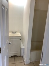 1402 Boston Ave in Bridgeport, CT - Building Photo - Building Photo