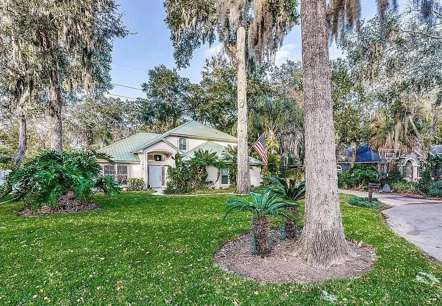 1815 Kings Ct in Jacksonville Beach, FL - Building Photo