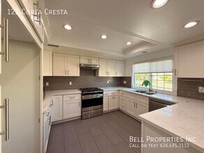 122 Corta Cresta Dr in Walnut, CA - Building Photo - Building Photo