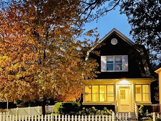 4050 Upton Ave S in Minneapolis, MN - Building Photo - Building Photo