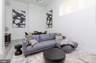 300 Cathedral St in Baltimore, MD - Building Photo - Building Photo