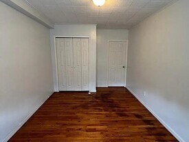 2422 Wilson Ave in Bronx, NY - Building Photo