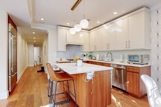 55 Addington Rd, Unit 1 in Brookline, MA - Building Photo - Building Photo