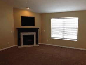 417 Blue Bell Court in Clayton, OH - Building Photo - Building Photo
