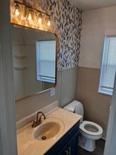 727 Bellevue Ave in Jackson, MI - Foto de edificio - Building Photo