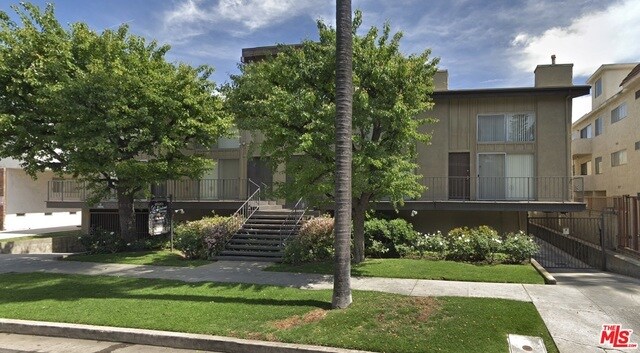 1820 S Bentley Ave-Unit -109 in Los Angeles, CA - Building Photo