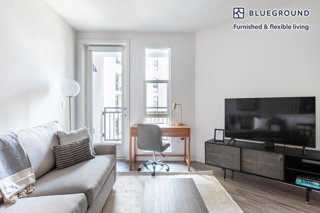 1355 El Camino Real-Unit -FL6-ID482 in Redwood City, CA - Building Photo - Building Photo