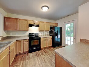 7009 San Juan Hill Ct in Raleigh, NC - Building Photo - Building Photo