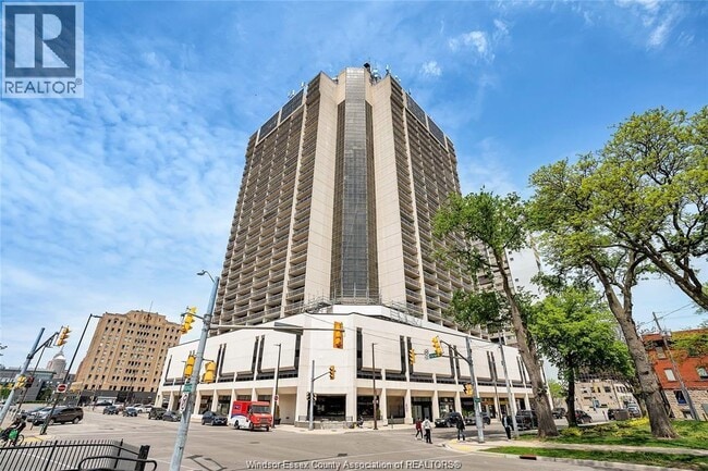 property at 150 Park St W