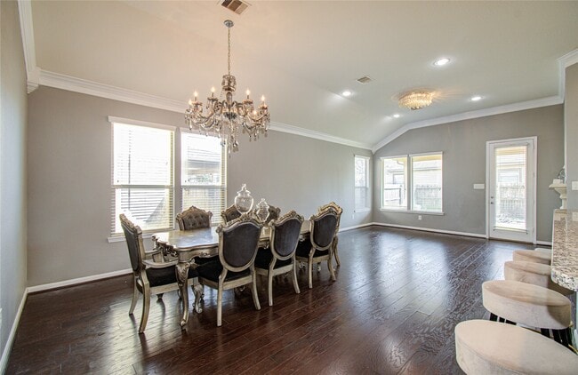 property at 18707 Naples Ridge Ct