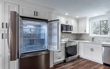 29 Chestnut Hls, Unit 29 in New Hartford, NY - Building Photo - Building Photo