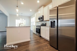 400 Ashborne Ln in Simpsonville, SC - Building Photo - Building Photo