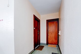 901 Grand Ave, Unit # 5B in North Bergen, NJ - Building Photo - Building Photo