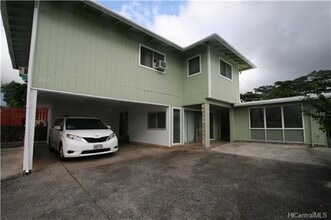 2277 Aumakua St, Unit Studio in Pearl City, HI - Foto de edificio - Building Photo