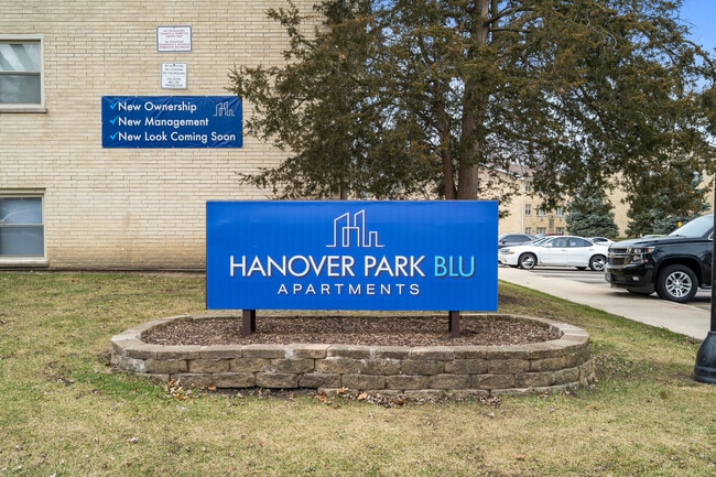 Hanover Park Blu Apartments in Hanover Park, IL - Building Photo - Building Photo