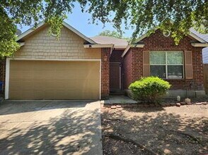 5430 Tomas Cir. in San Antonio, TX - Building Photo - Building Photo