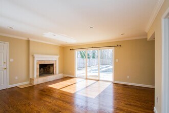 13308 Fort Washington Rd in Fort Washington, MD - Building Photo - Building Photo