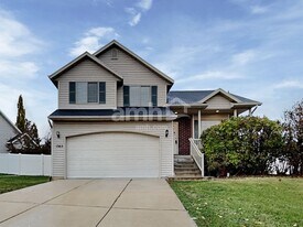 1365 W 1700 S in Syracuse, UT - Building Photo