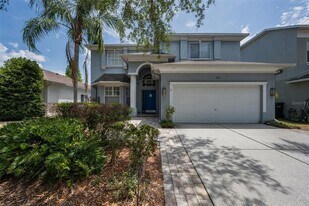 19313 Aqua Springs Dr in Lutz, FL - Building Photo