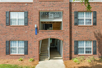 Highbrook in High Point, NC - Building Photo - Building Photo