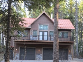 675 Belton Stage in West Glacier, MT - Building Photo - Building Photo