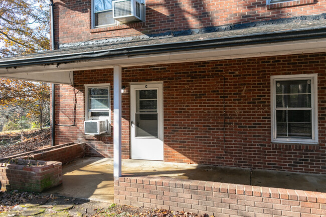 property at 512 Dogwood St NE
