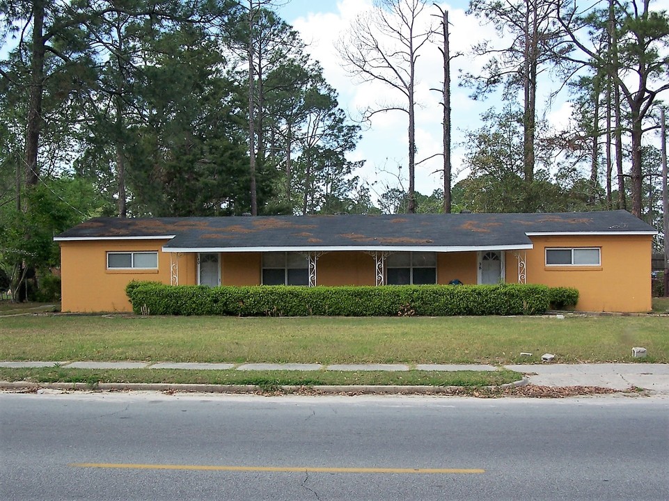 38-40 S Oak St in Lakeland, GA - Foto de edificio