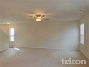 2010 Southlea Dr in Inman, SC - Building Photo - Building Photo