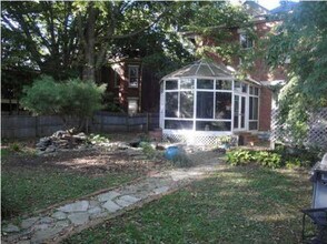 1110 Cherokee Rd in Louisville, KY - Building Photo - Building Photo