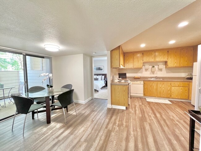 Riverstone in Sacramento, CA - Building Photo - Building Photo