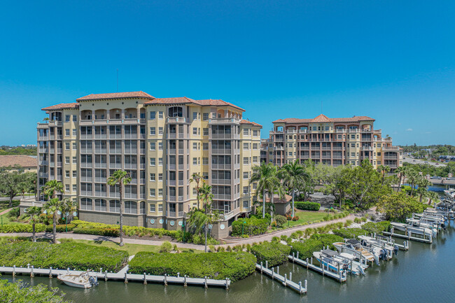 Phillippi Landings in Sarasota, FL - Building Photo - Building Photo