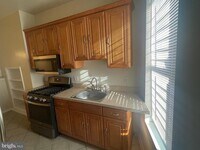 725 E Biddle St photo'