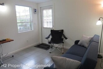 811 Washington St in Tallahassee, FL - Building Photo - Building Photo